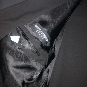 DOLCE&GABBANA BLACK MARTINI CUT SUIT. UN HEMMED. NEW NEVER WORN.